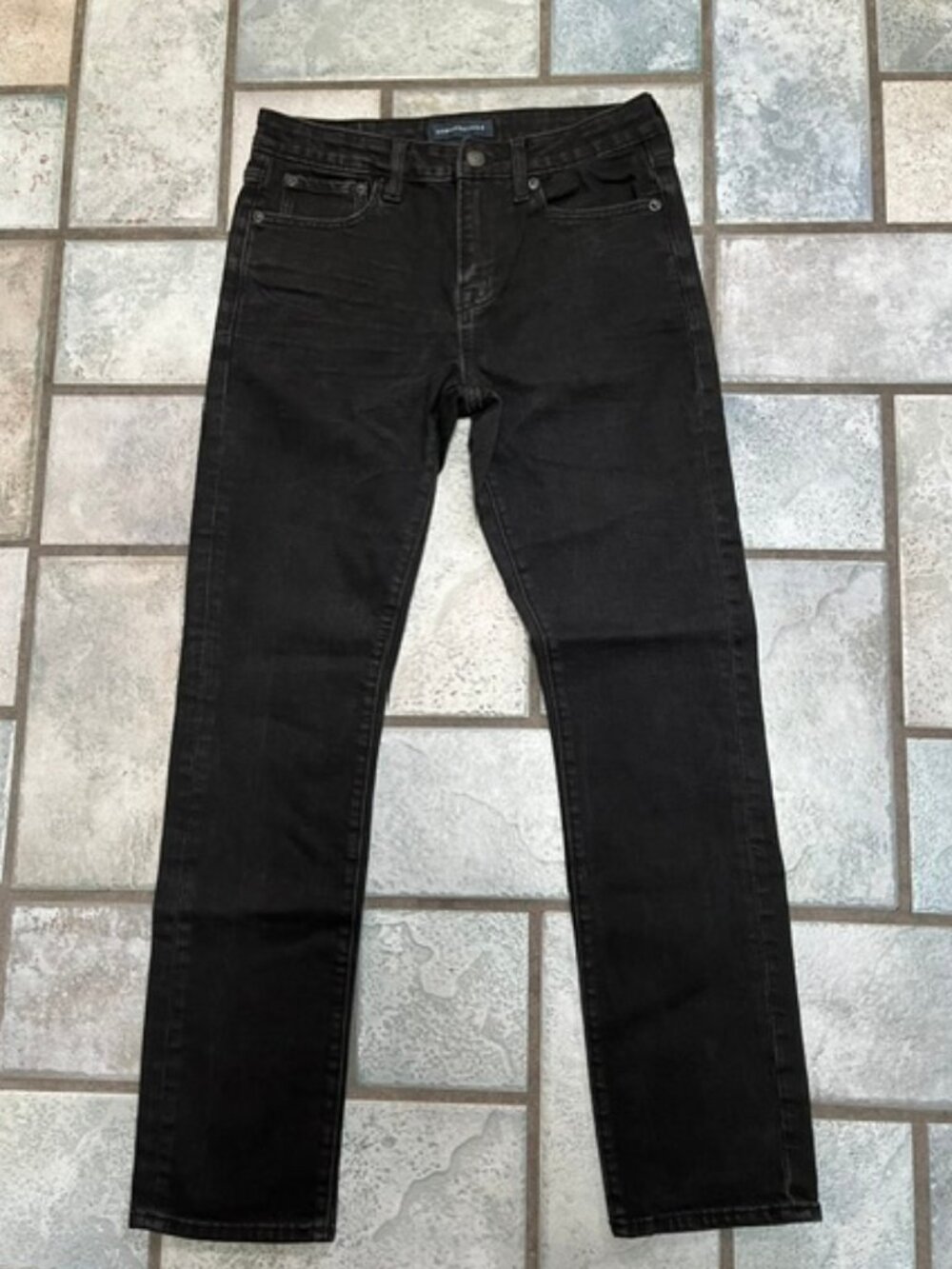 29x32 Men's Slim Black Jeans Aeropostle Classic 5 pocket w/ Rivets